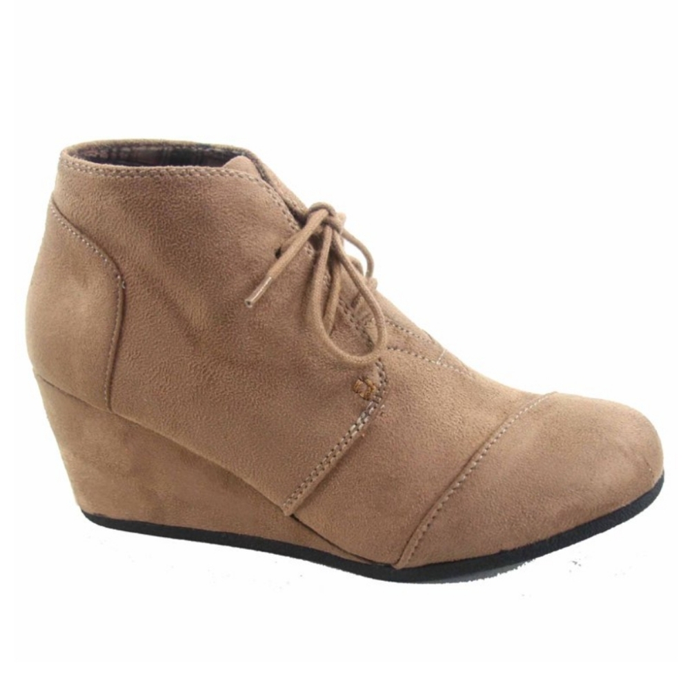 Nwob Forever Patricia Oxford Faux Suede Wedge Heel Boots